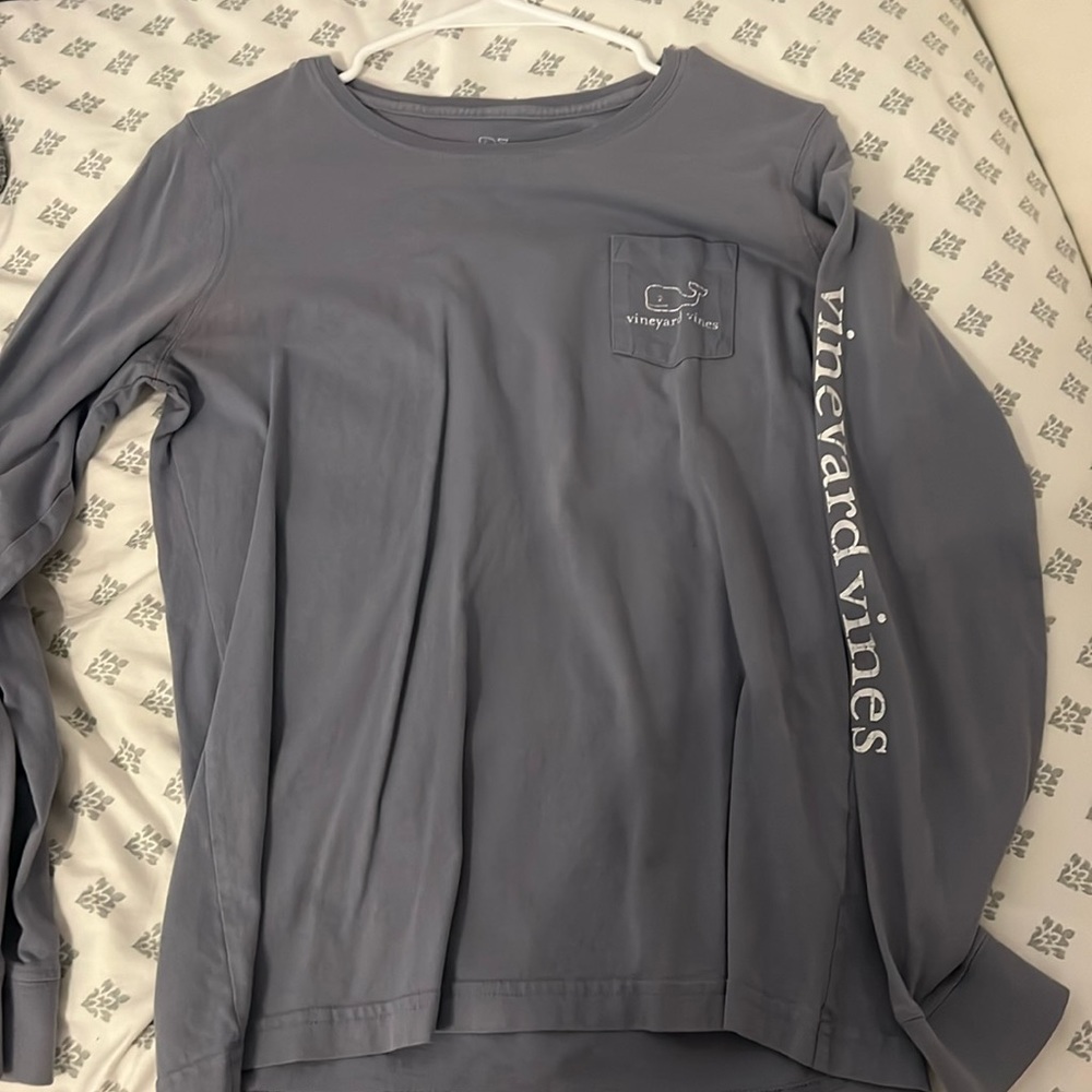 Vineyard Vines long sleeve